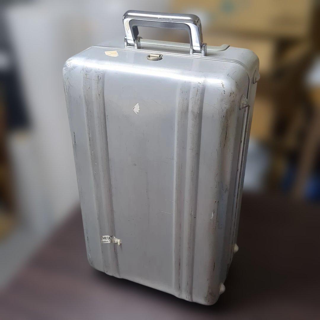 ZERO HALLIBURTON アルミニウム素材 スーツケース2輪 機内サイズ