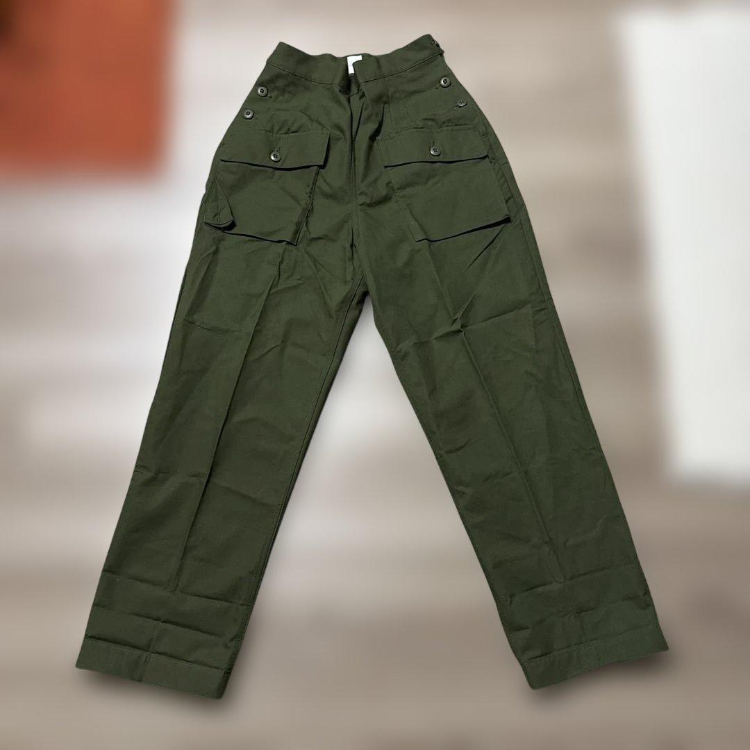 マチュピチュ　KIN カーゴパンツ　オリーブ　Sサイズ　新古品