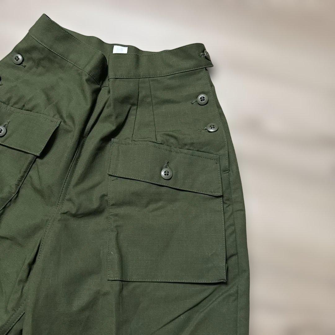 マチュピチュ　KIN カーゴパンツ　オリーブ　Sサイズ　新古品