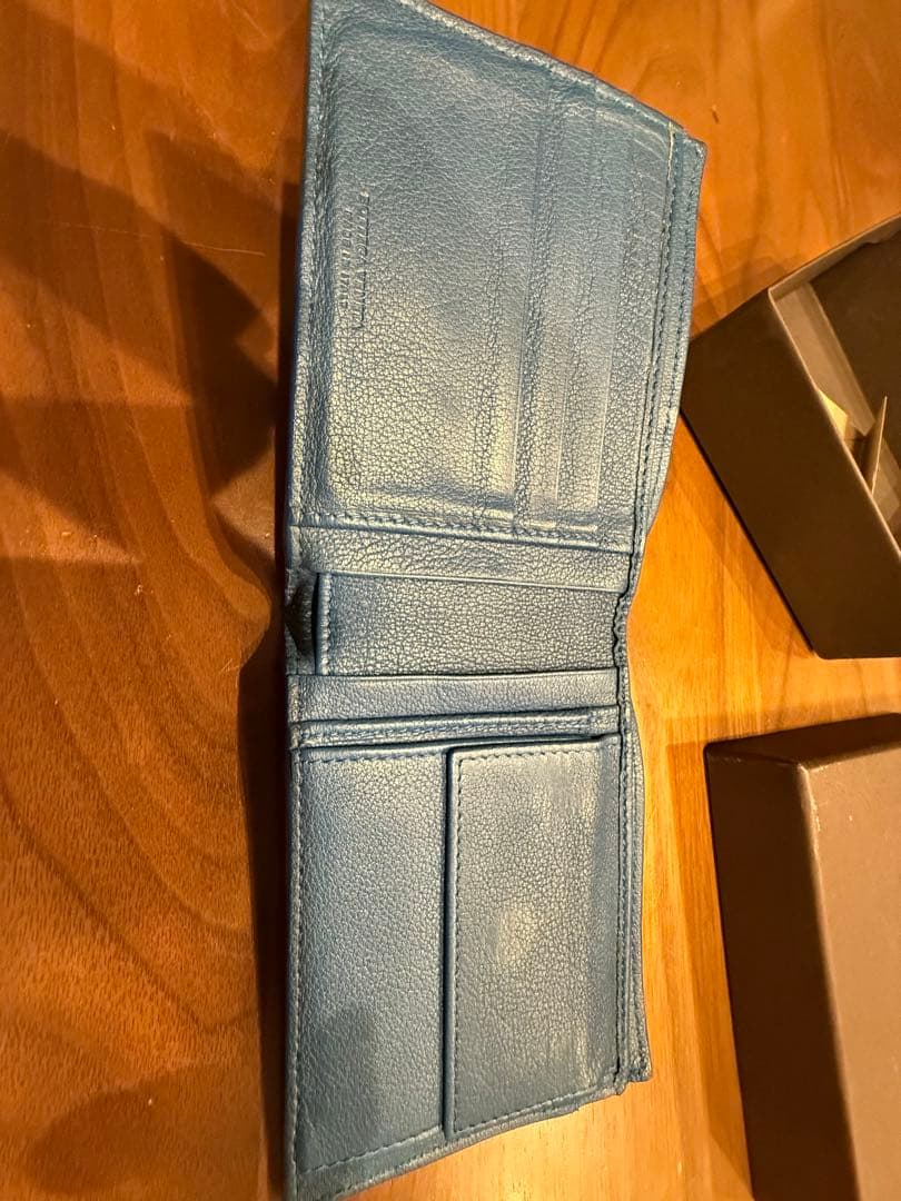 【2回使用】BOTTEGA VENETA 二つ折り財布 青