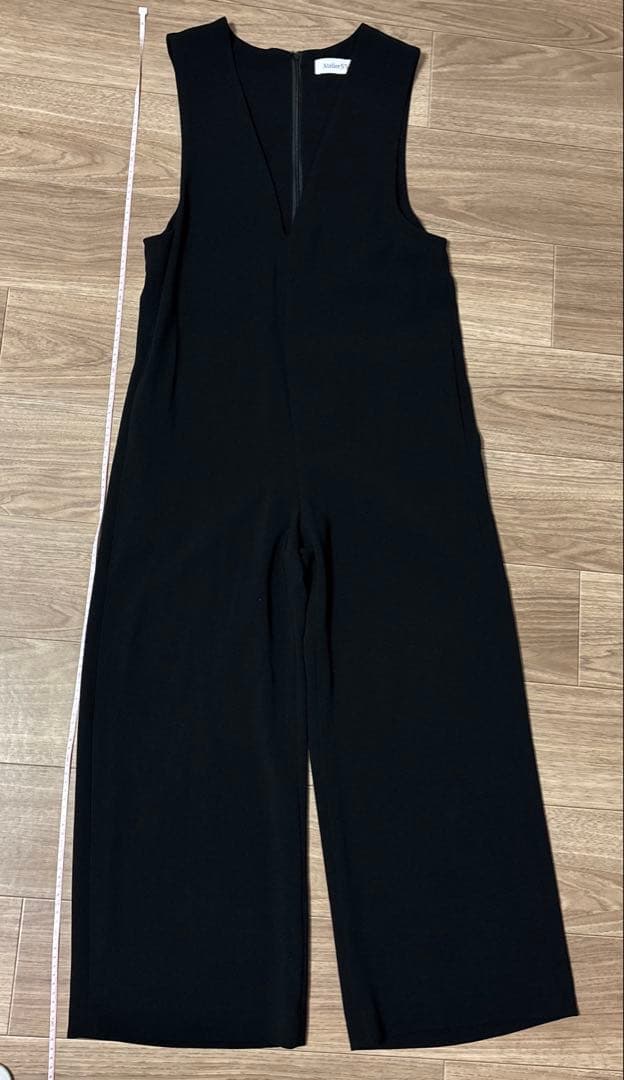 ラウンジドレス　Atelier N°5 ブラック Vネック サロペット