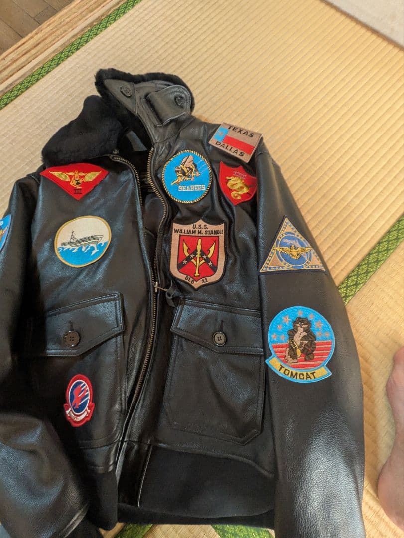 TOPGUN 黒 レザー ジャケット ファー付き 軍用パッチ G-1