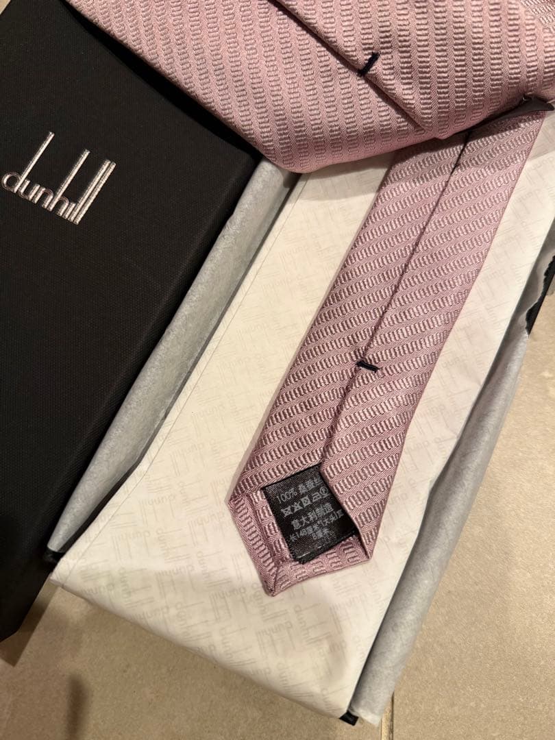 【新品未使用】dunhill ローラガス ピンクネクタイ