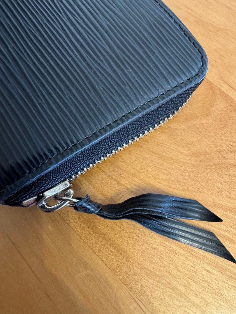 ルイヴィトン ポルトフォイユ クレマンス エピ ノワール 長財布