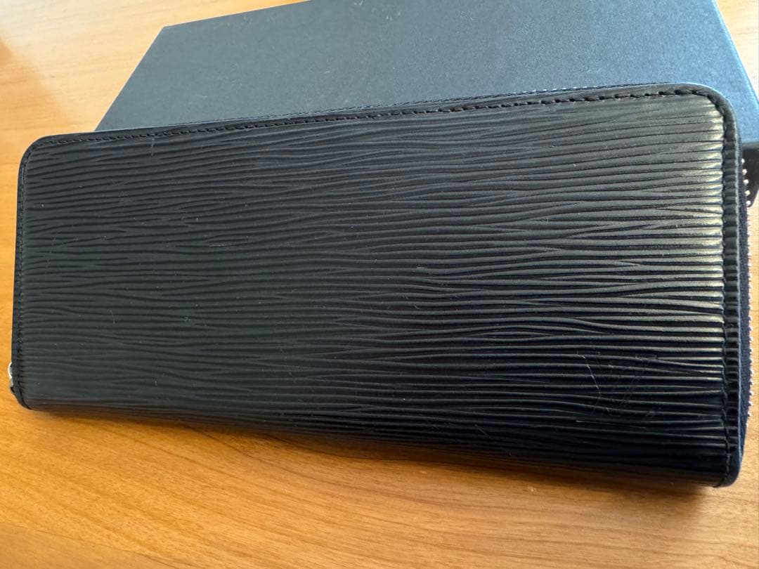 ルイヴィトン ポルトフォイユ クレマンス エピ ノワール 長財布