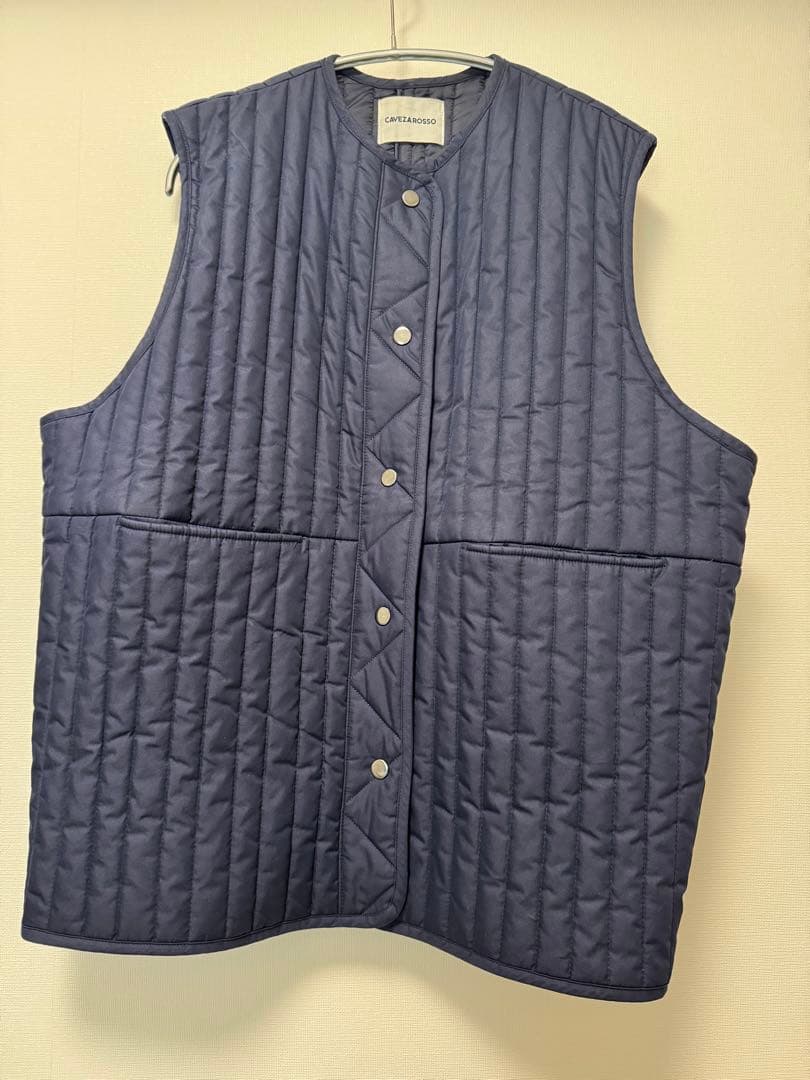 【カベサロッソ】ストライプキルティングベスト　ネイビー