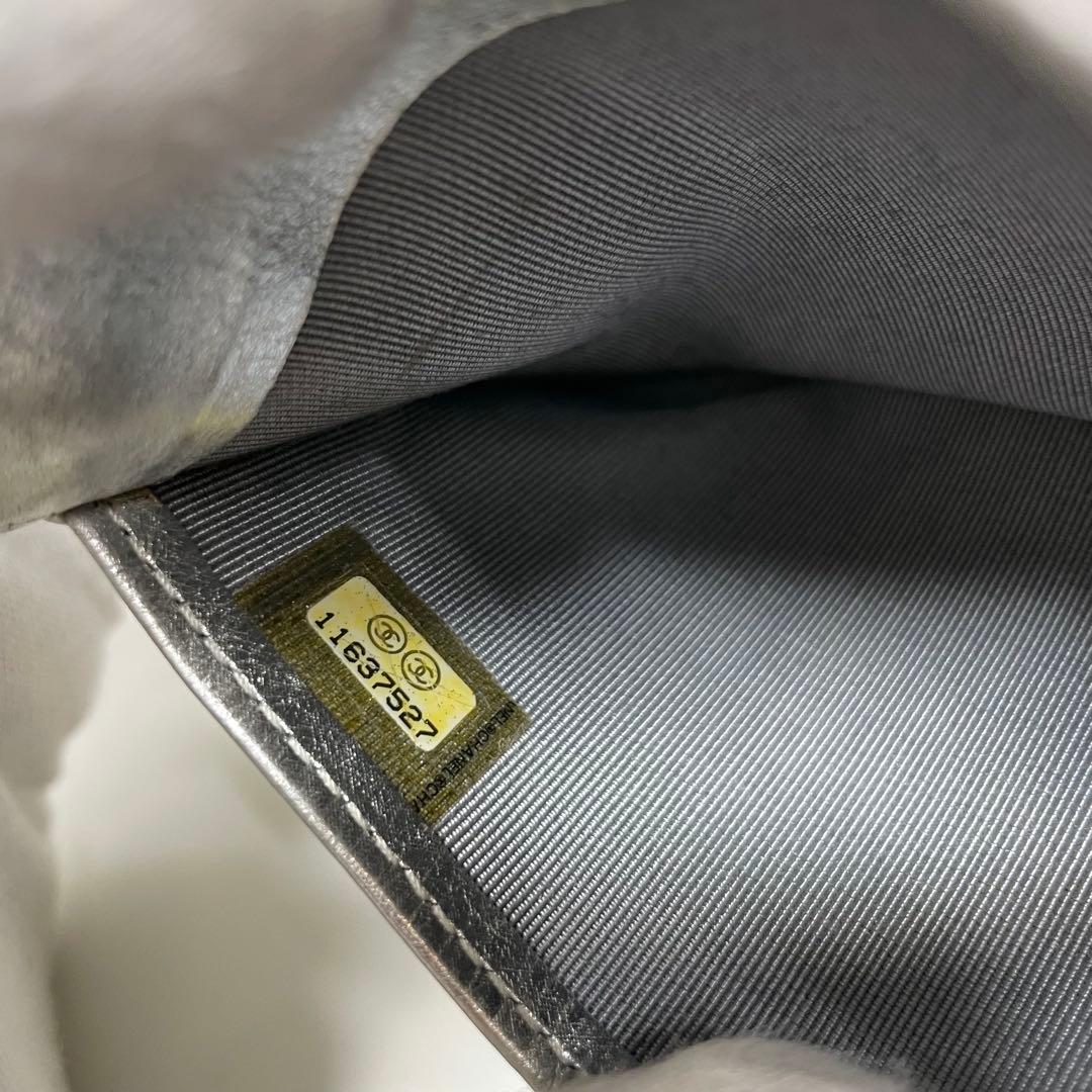 ゆ*た様 CHANEL 2.55 シルバー キルティング 長財布