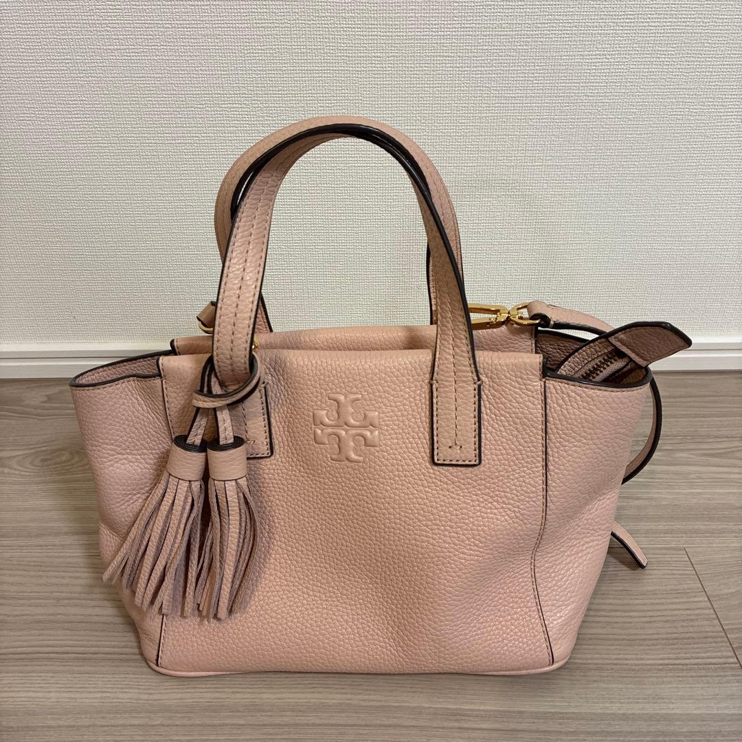 Tory Burch タッセル付きショルダーバッグ ピンク
