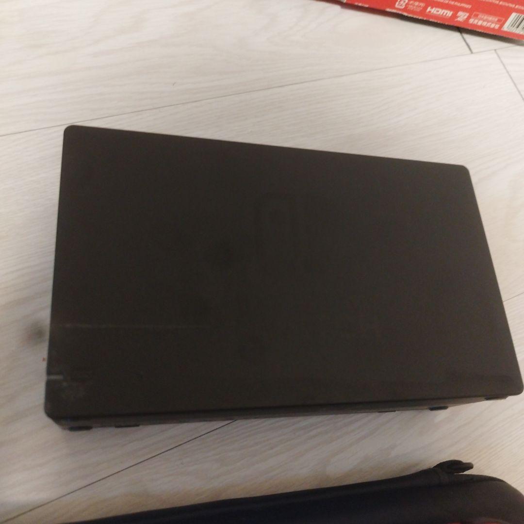 メルカリ本体　ドック　ジョイコン右のみ