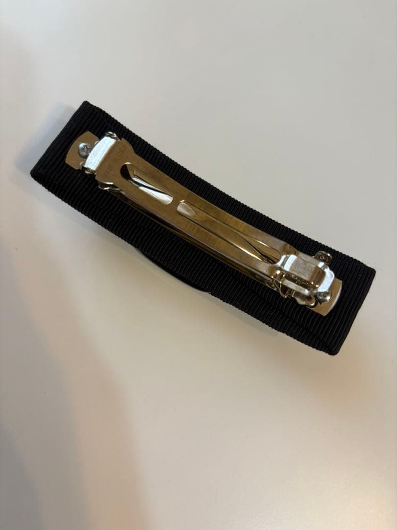 フェラガモ バレッタ　ブラック　ビジュー