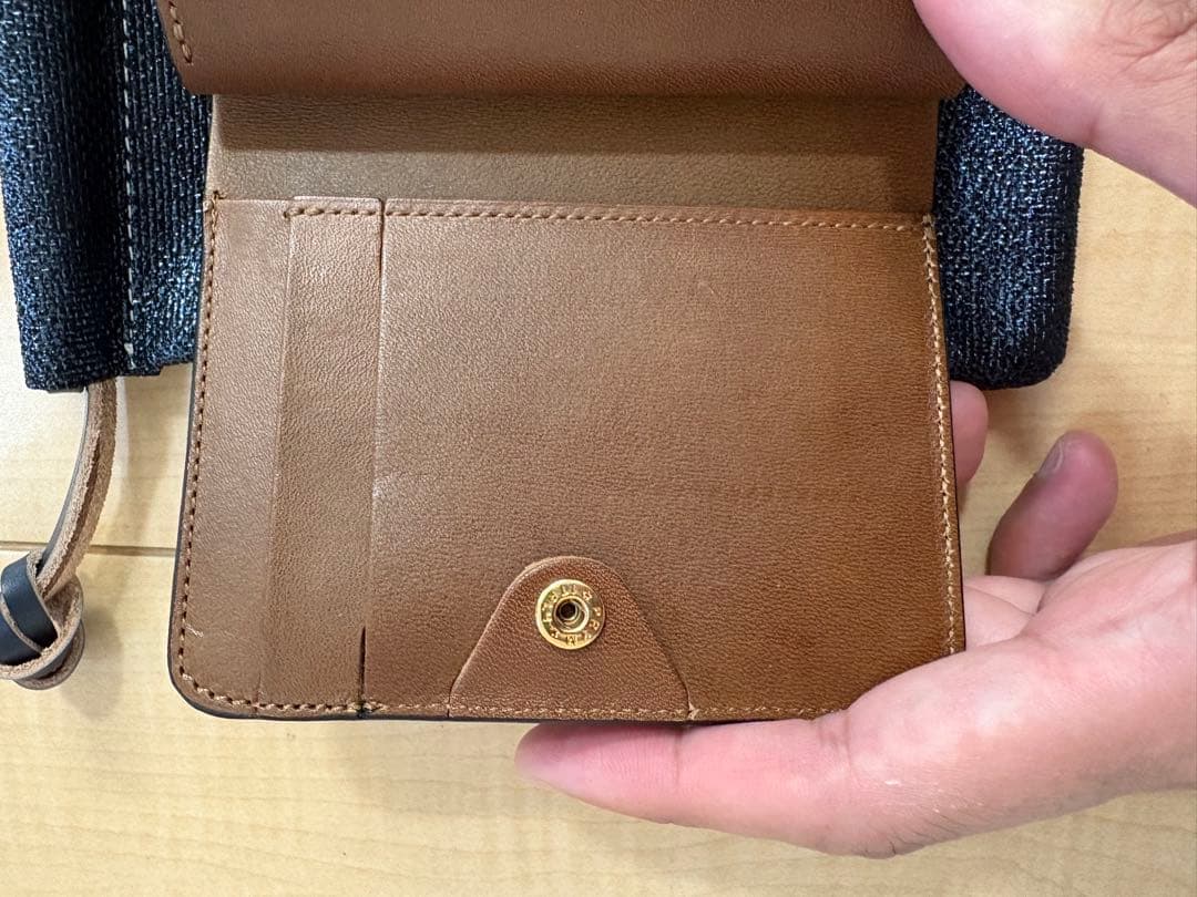 forme Post Wallet (Serpentine×DOUBLE)