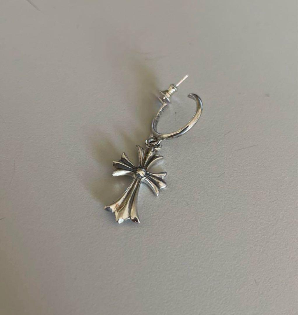 クロムハーツ　タイニークロス　ピアス　片耳　極美品