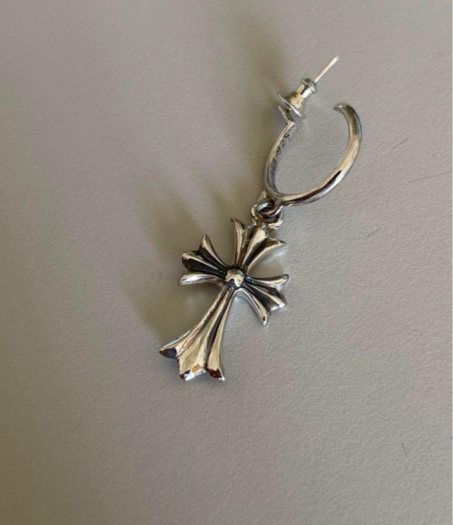 クロムハーツ　タイニークロス　ピアス　片耳　極美品