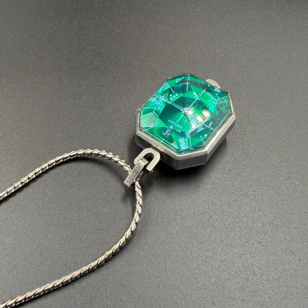 SEIKO 手巻き ペンダントウォッチ 11-3710 裏スケ 多面カットガラス