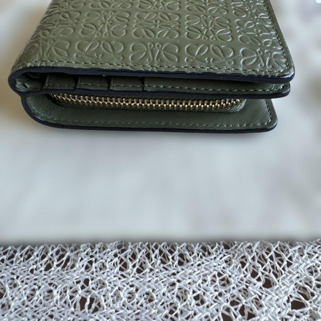 ロエベ LOEWE リピート コンパクト アナグラム アボカドグリーン