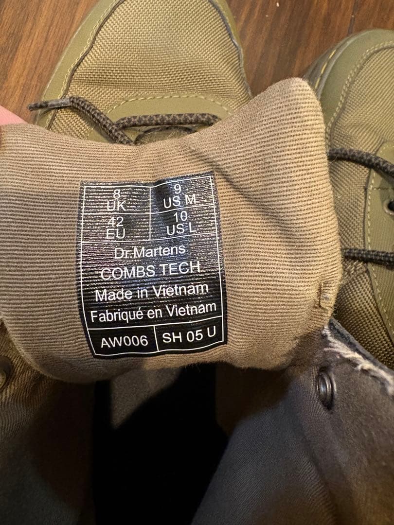 靴 Dr.Martens combs tech