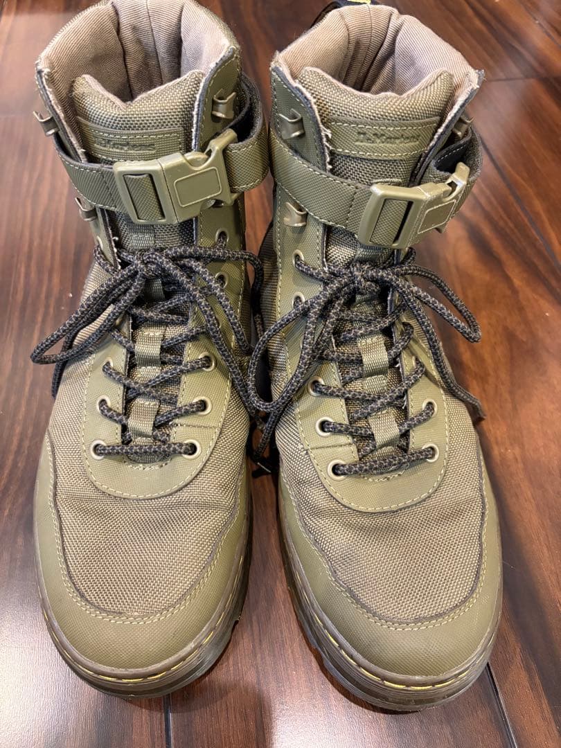 靴 Dr.Martens combs tech