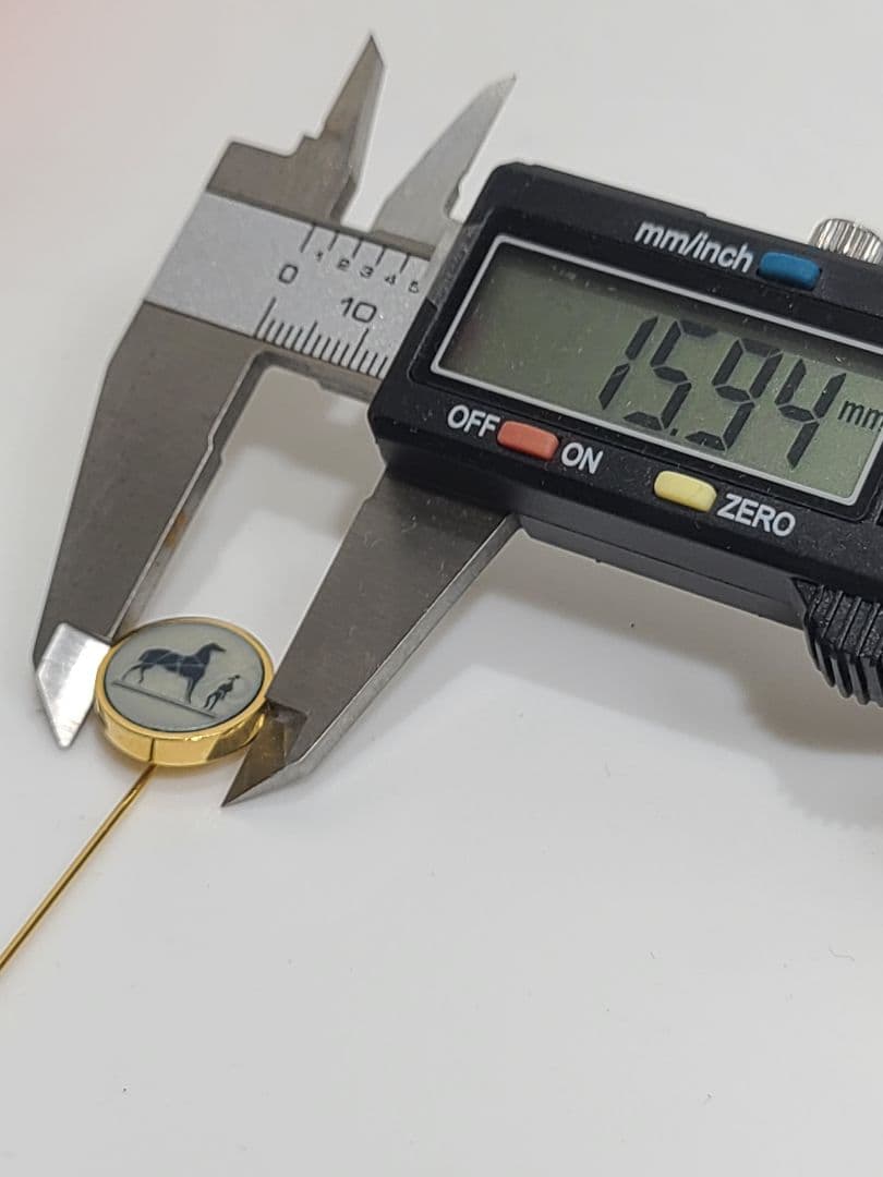 エルメス　ブローチ　チャーム　コロゾ　ゴールド