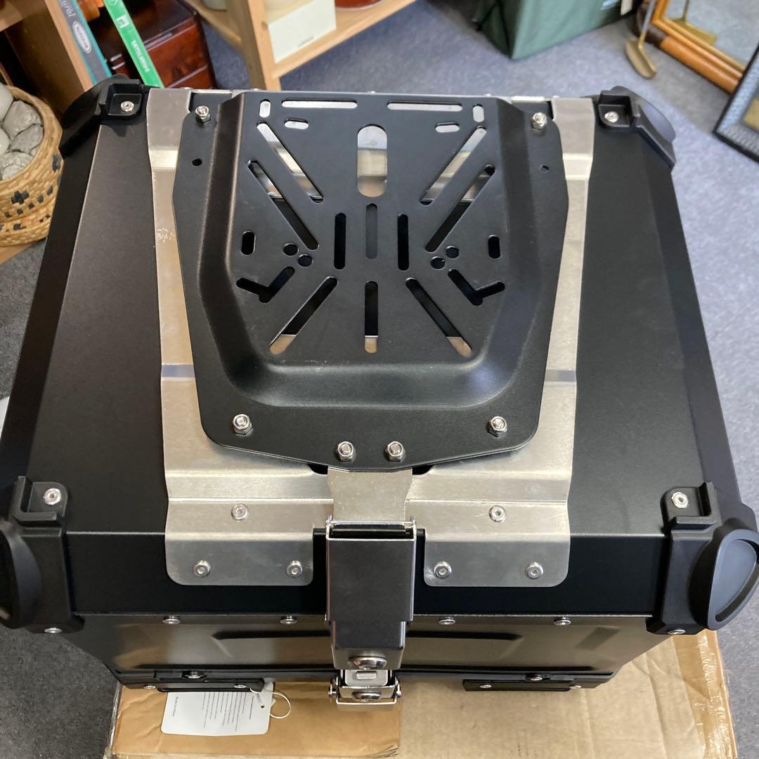 ブラックバイク用トランク