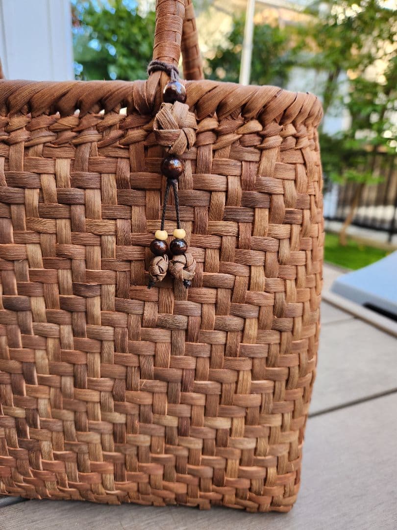 山葡萄かごバッグ綱代編み 沢皮蔓使用。