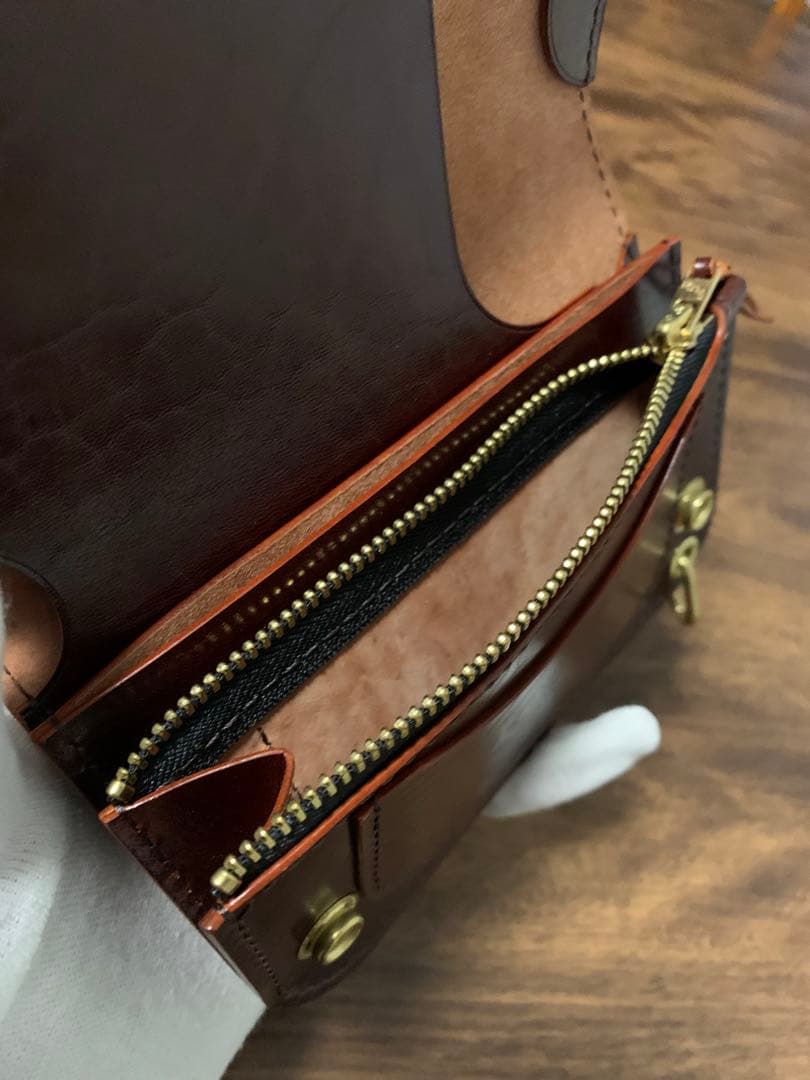 新喜皮革　ホースバット　トラッカーウォレット ミドル　CA008