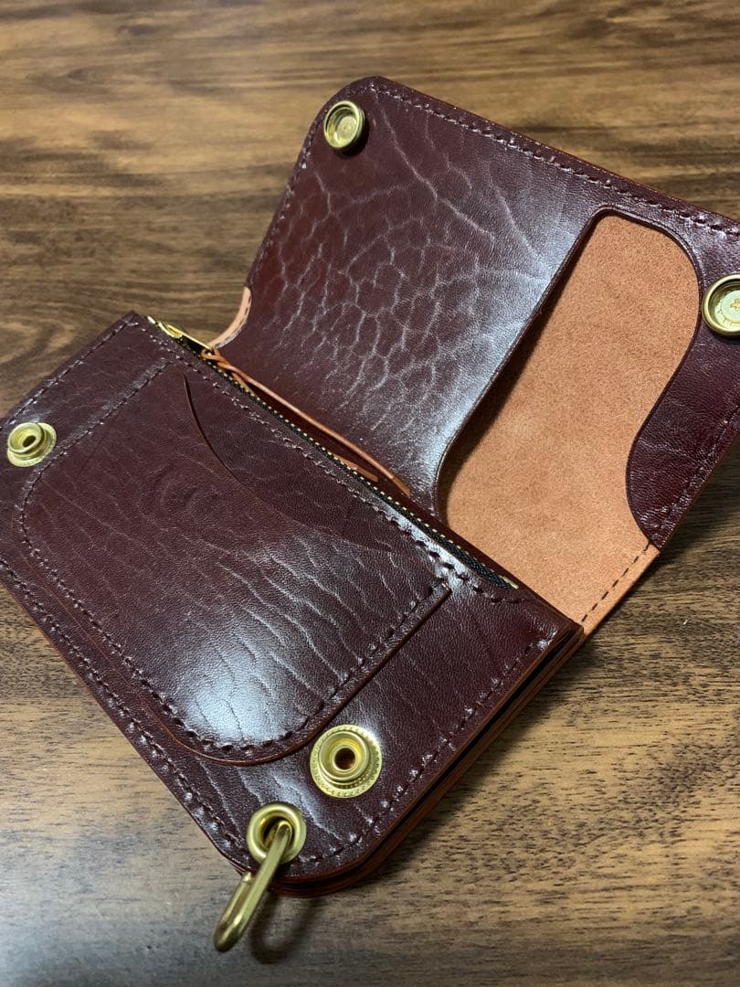 新喜皮革　ホースバット　トラッカーウォレット ミドル　CA008