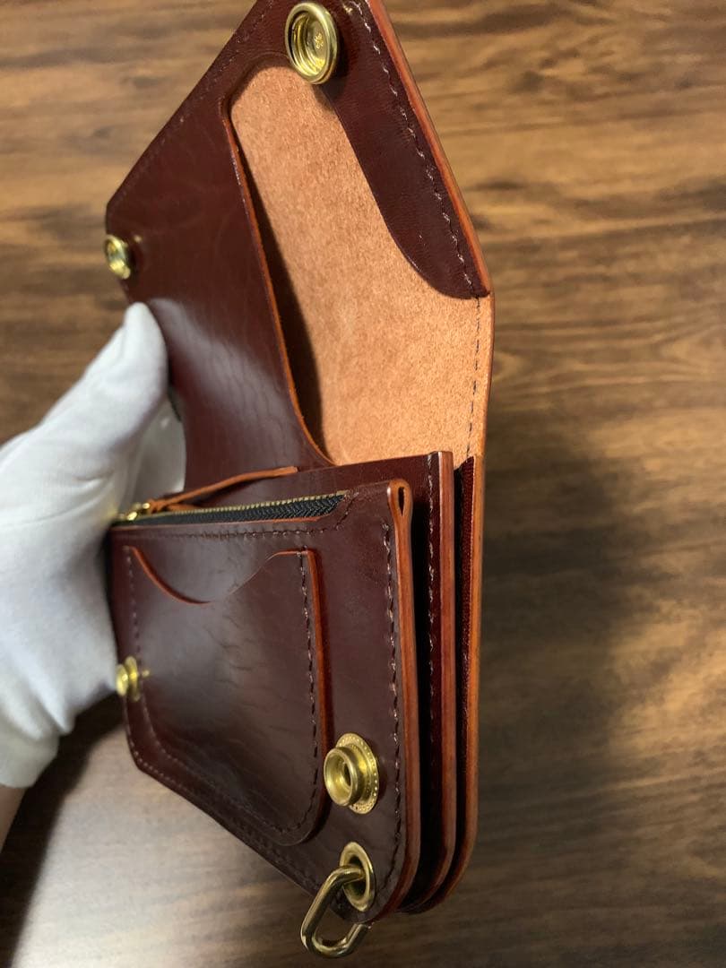 新喜皮革　ホースバット　トラッカーウォレット ミドル　CA008