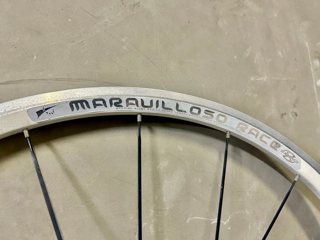 ◆白リムのカッコいい前輪ホイール◆重量0.80kg