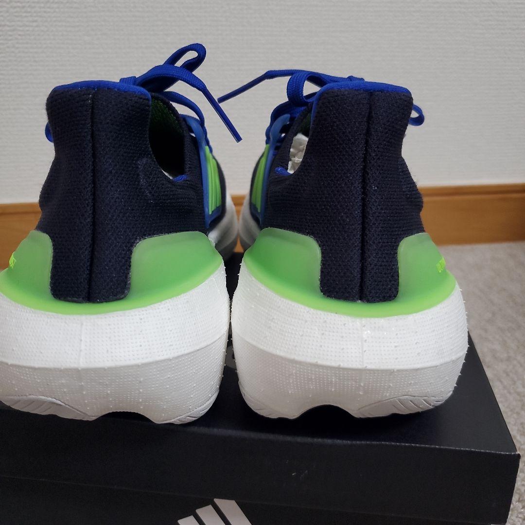 1/15　新品＊adidas　22㎝　スニーカー　ウルトラブースト　ジュニア