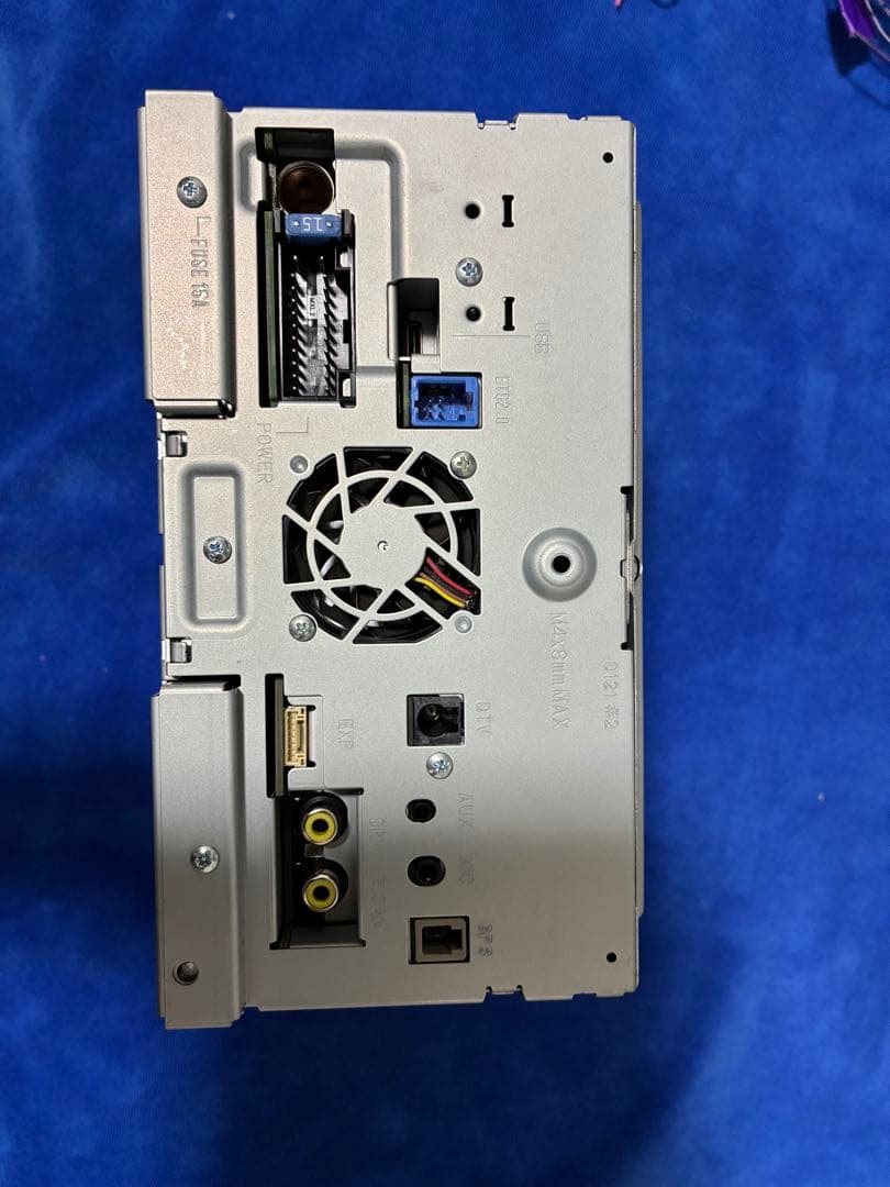 ケンウッド彩速ナビ MDV-D311W 2024年製 7インチワイド 200mm