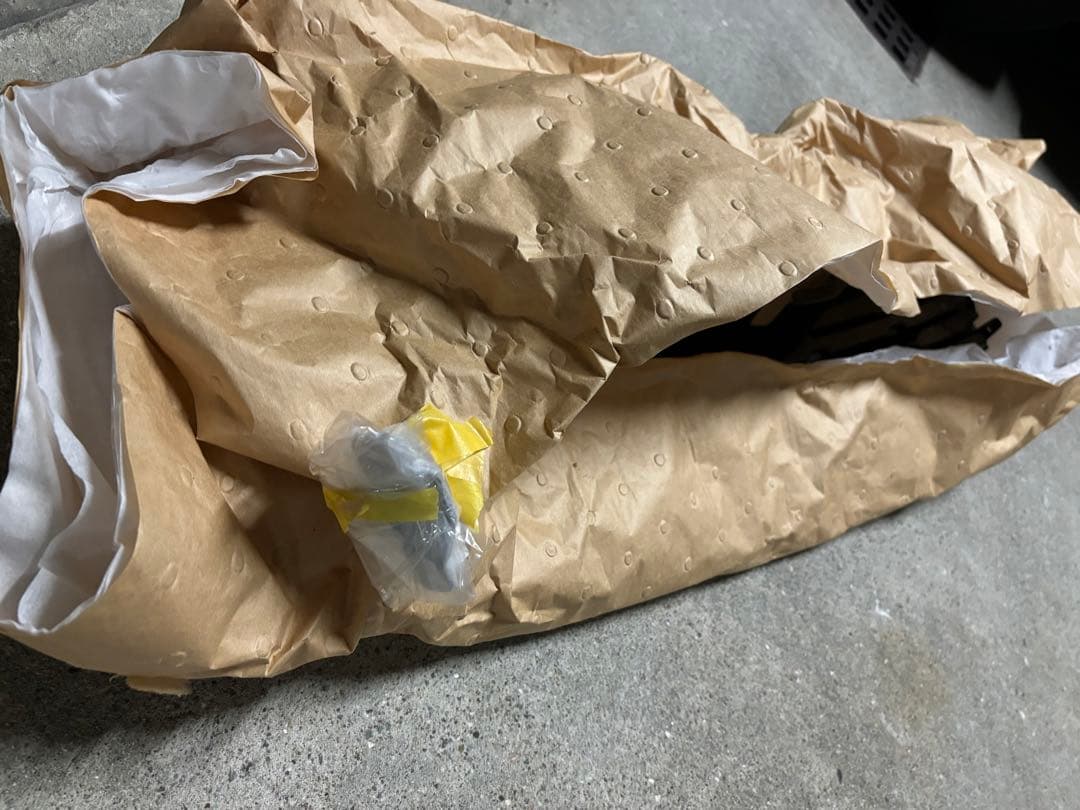 スバル　フォレスターアドバンス　形式SKE 純正フロントグリル