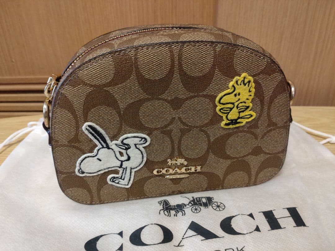 COACH　スヌーピー　ショルダーバック