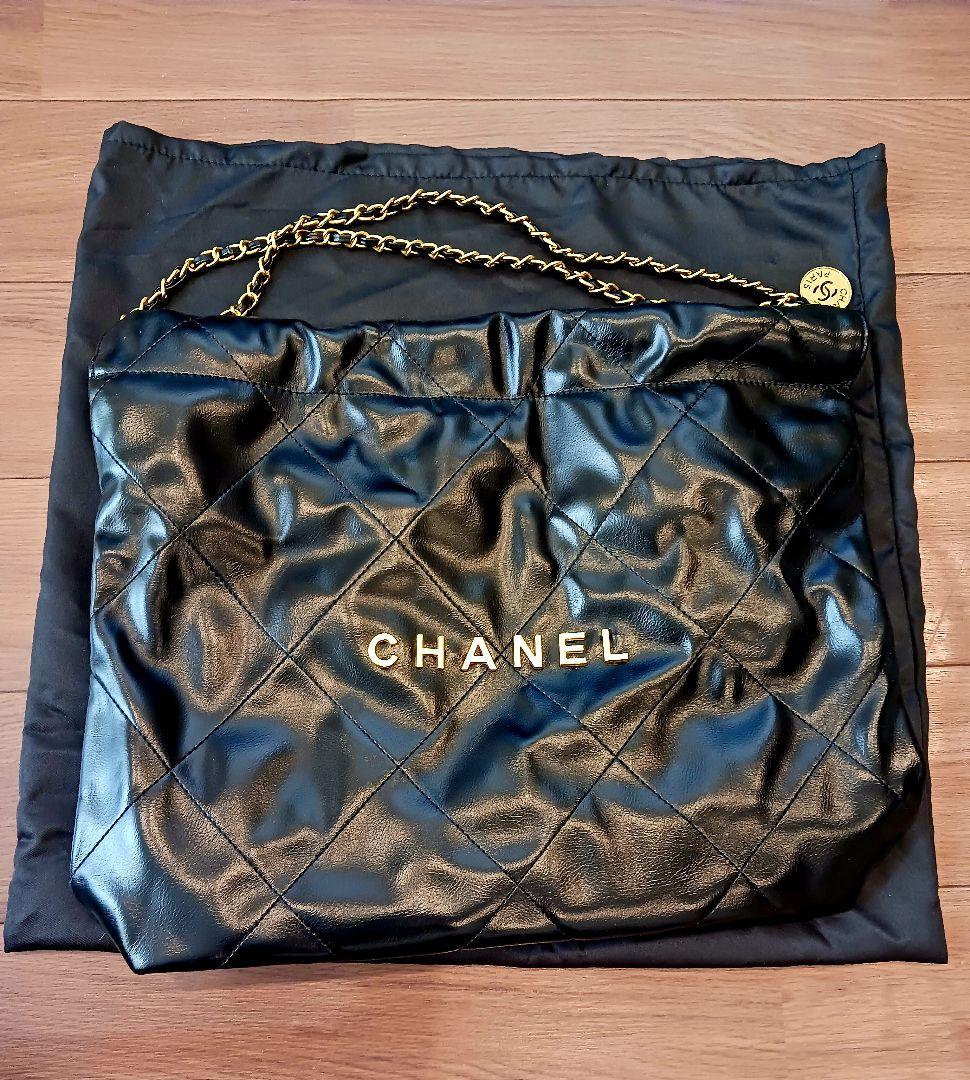 CHANEL 黒 レザーキルティング ショルダーバッグ