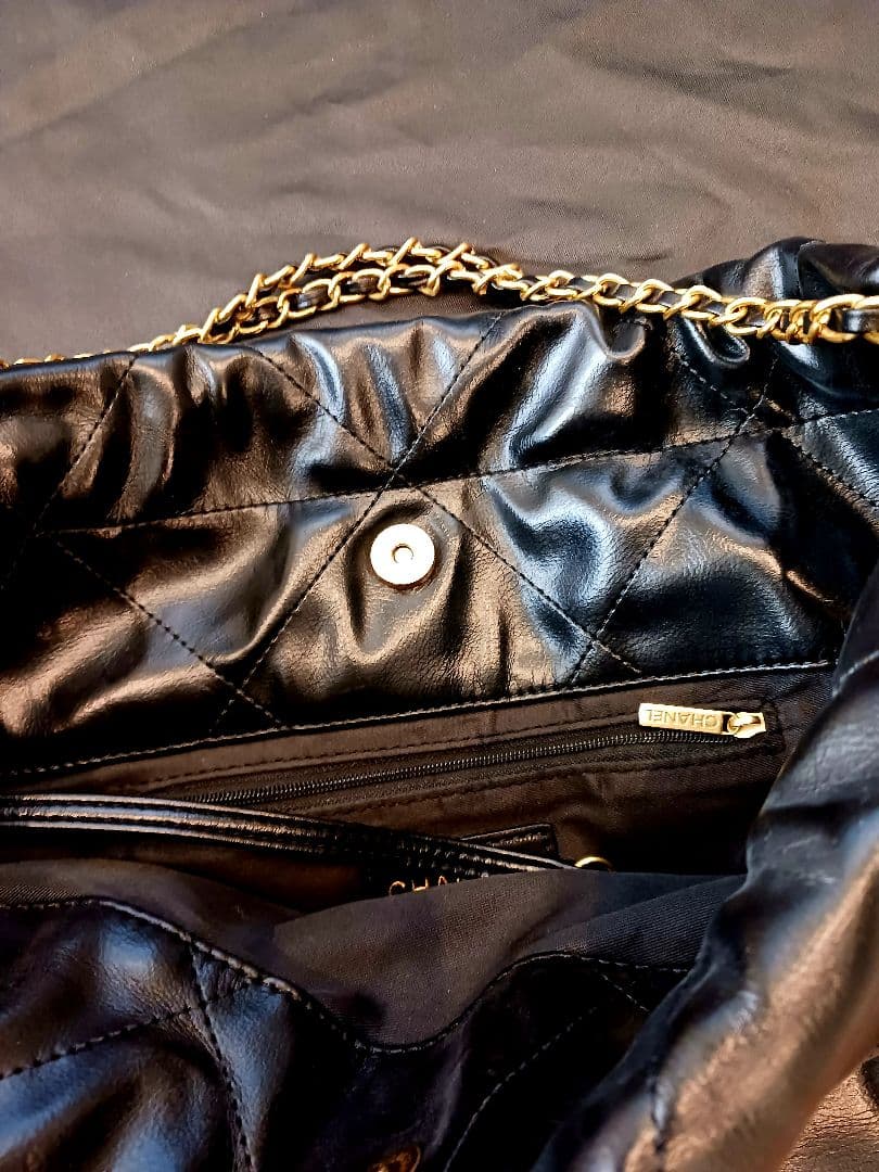 CHANEL 黒 レザーキルティング ショルダーバッグ