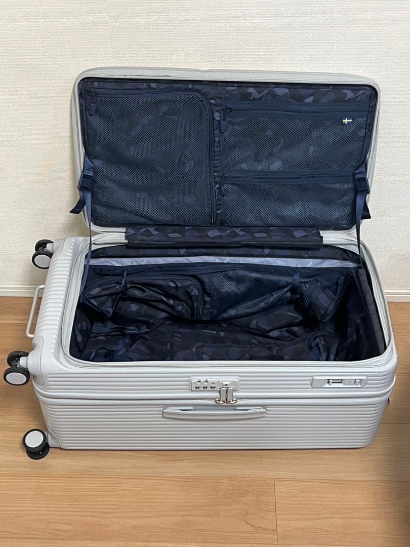 innovator イノベーター スーツケース 92L ストーン　グレー　大容量