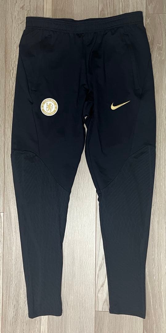 NIKE チェルシー　トラックパンツ　トレーニングパンツ　ジャージ　新品