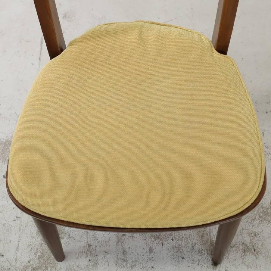 2の1柏木工 ソフィー ウォルナット無垢材 ダイニングチェア クッションイエロー