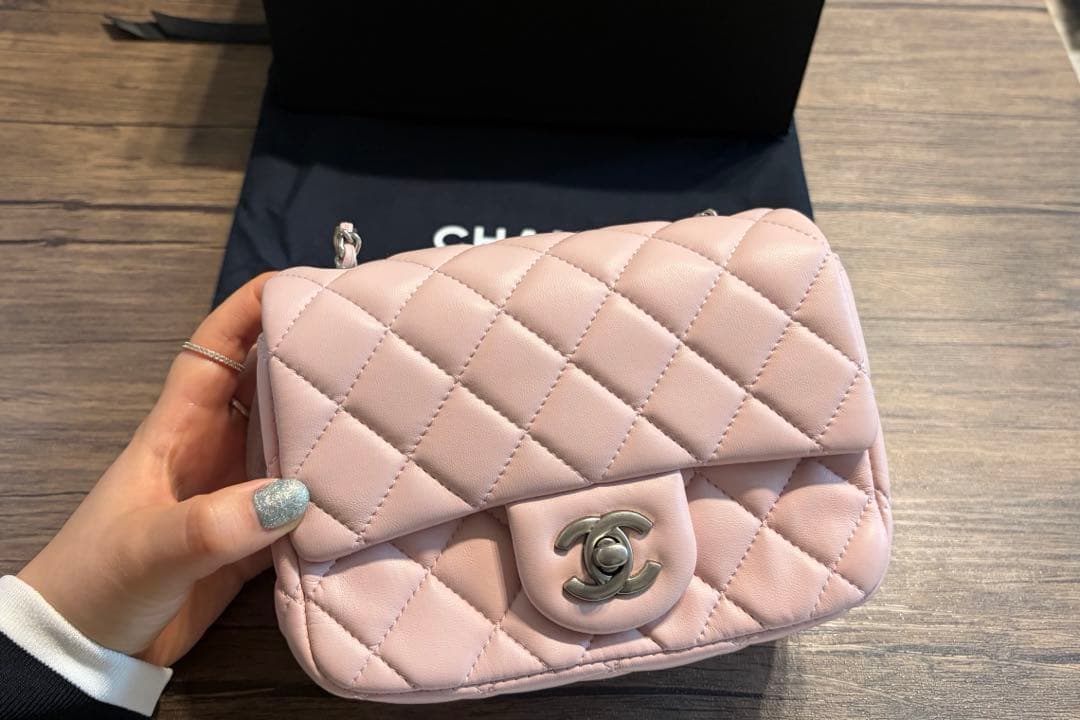 CHANEL ピンク キルティング ショルダーバッグ ノベルティー