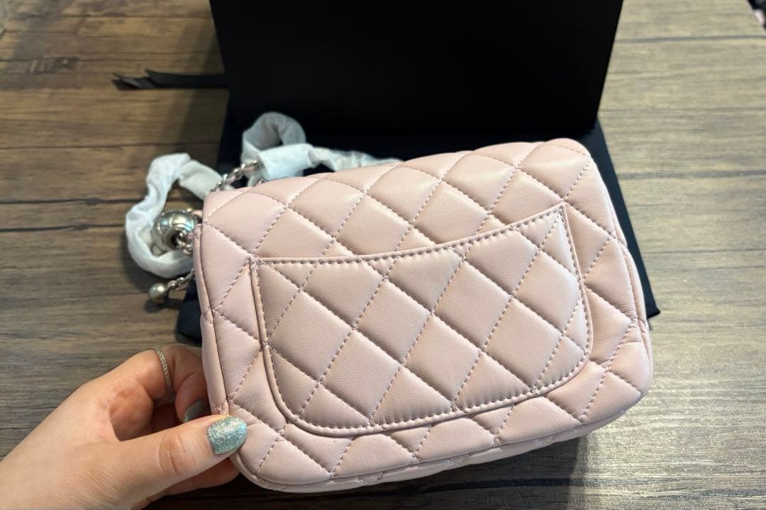 CHANEL ピンク キルティング ショルダーバッグ ノベルティー