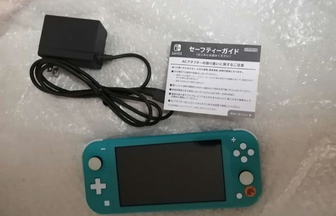 Nintendo Switch Lite まめきち＆つぶきちアロハ柄