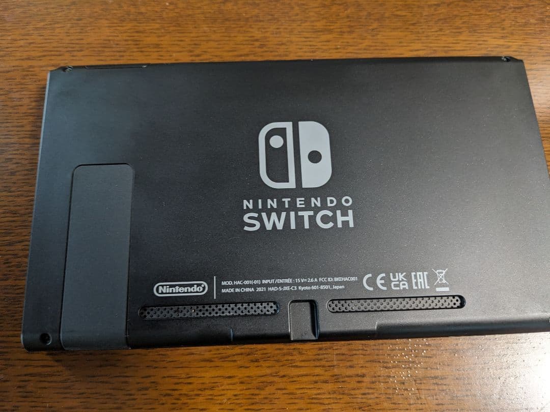 【早い者勝ち！】ジョイコンなし　Nintendo Switch 本体　中古品