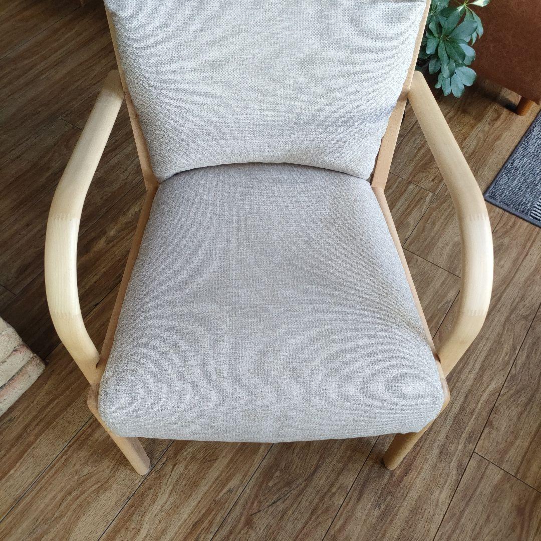 美品　ニトリ　ダイニングチェア　Nコレクション 肘付き　ナチュラルベージュ