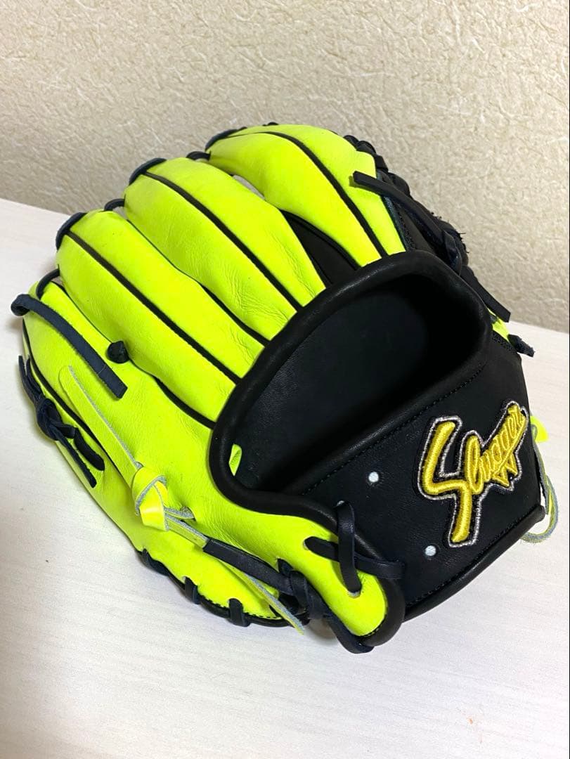 《蛍光イエロー》2020限定グラブ【久保田スラッガー】軟式一般用グラブ新品未使用