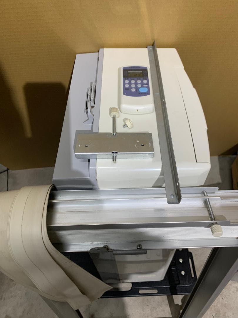 CORONA 窓用エアコン CW-1612　窓枠アリ　純正リモコン付き