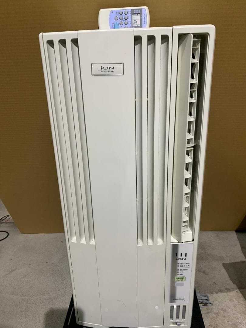 CORONA 窓用エアコン CW-1612　窓枠アリ　純正リモコン付き