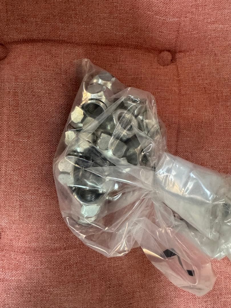 j*4様 新型シエンタ新車外し スチールホイールキャップ付　4本セット15インチ