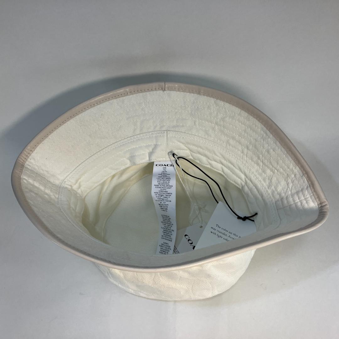 【アメリカ購入】コーチ　バケットハット帽子白シグネチャー　レディース　C9716