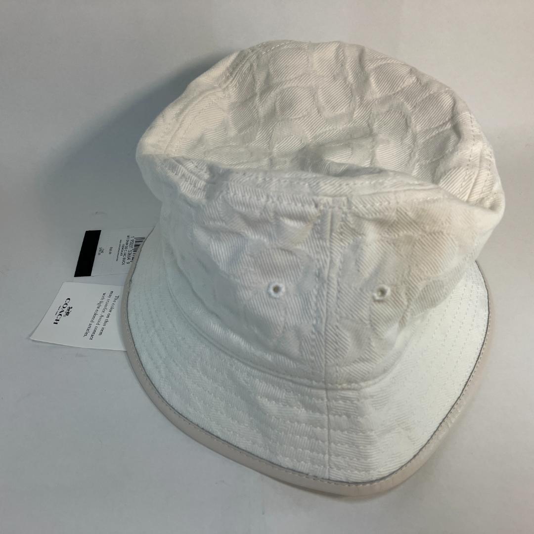 【アメリカ購入】コーチ　バケットハット帽子白シグネチャー　レディース　C9716