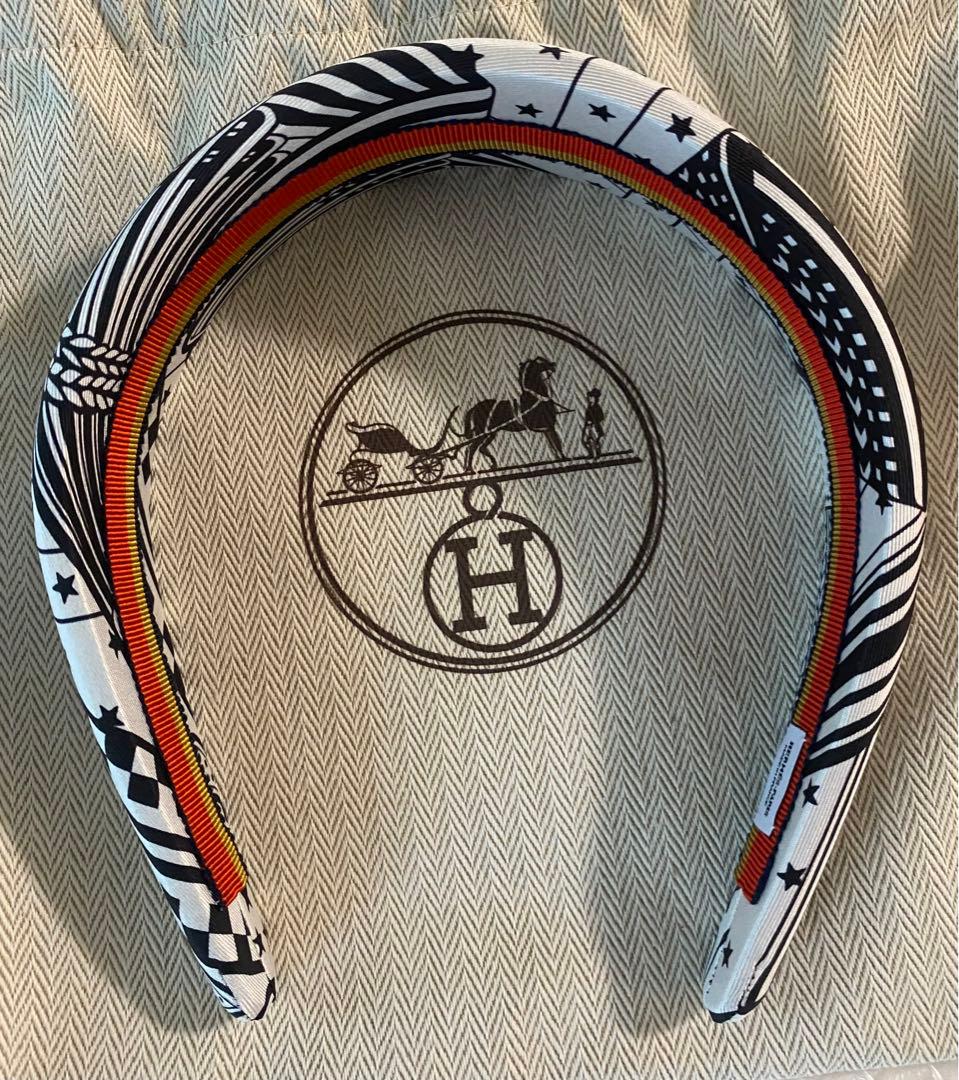 【専用】エルメスカチューシャヘアバンドヘアアクセサリー　ジナ　ジグザグ　白黒新品