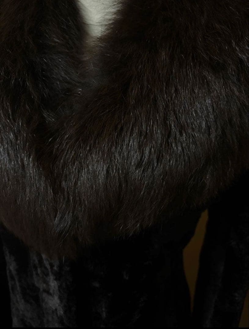 正月セール❣️モール ダークブラウン ファー付きロングコート　EMBA